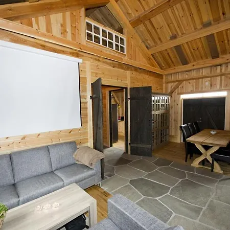 Grindastugu Right By Liatoppen Centre. Holiday home Al