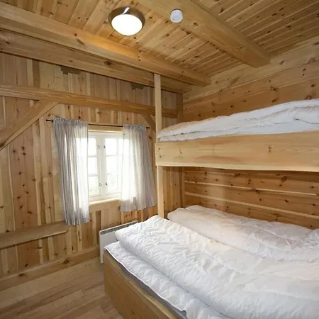 Grindastugu Right By Liatoppen Centre. 펜션 알