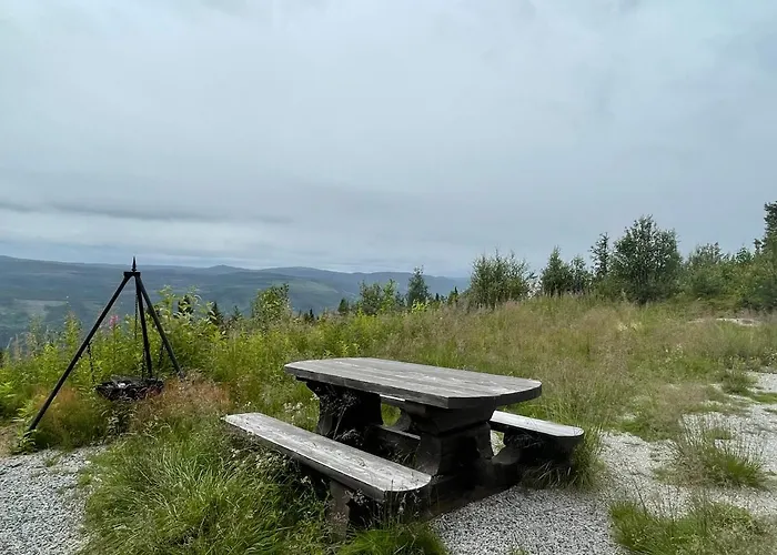 Grindastugu Right By Liatoppen Centre. *